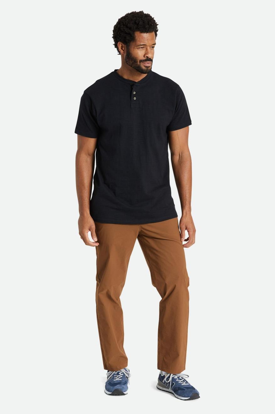 Black Men's Brixton Basic Slub S/S Henley Knitwear | 064327-VSR